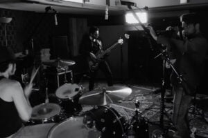 Caballos Negros video clip by chilean rock band Jagüar